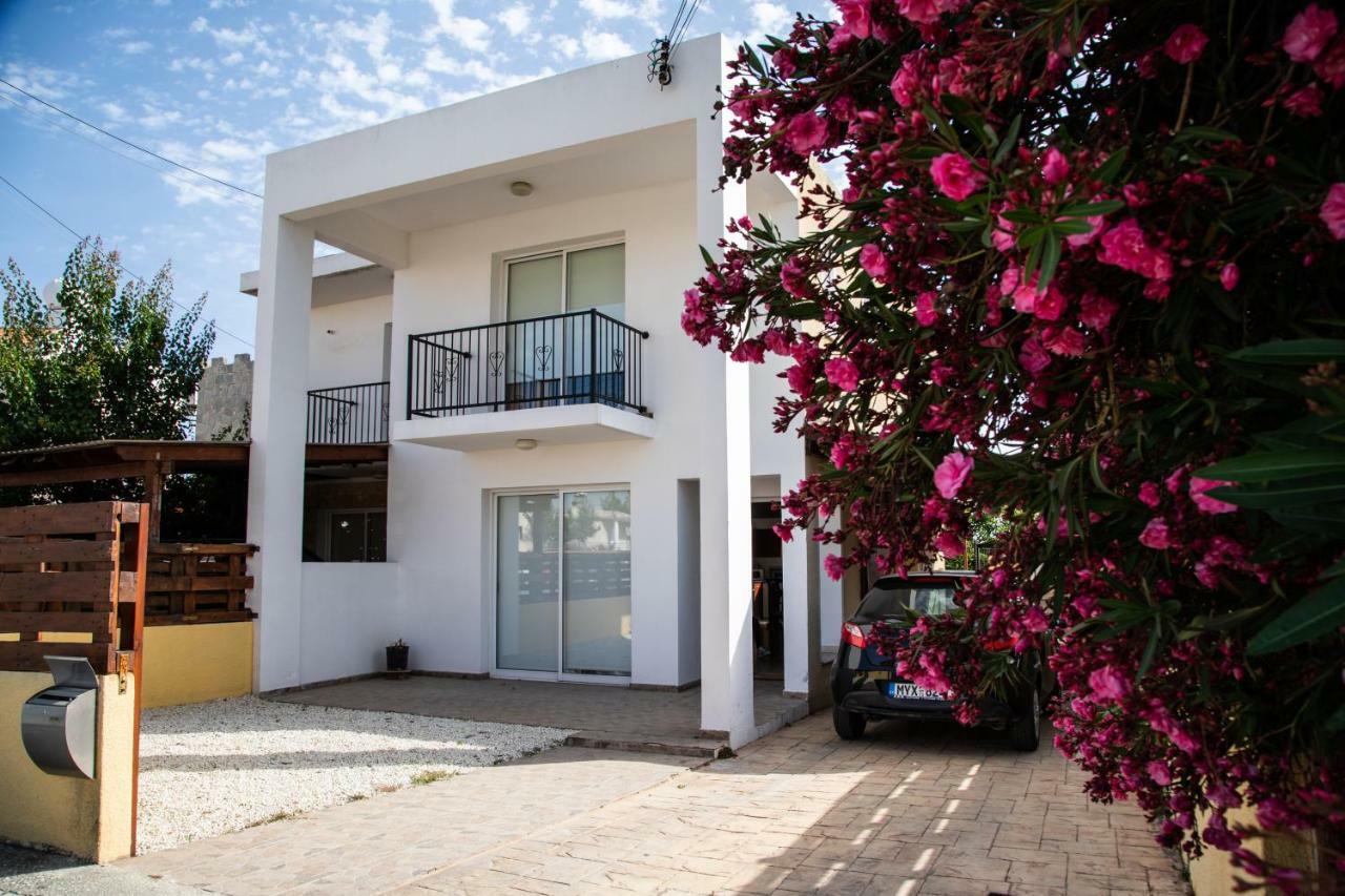 Вилла Nikoleta House Emba Экстерьер фото