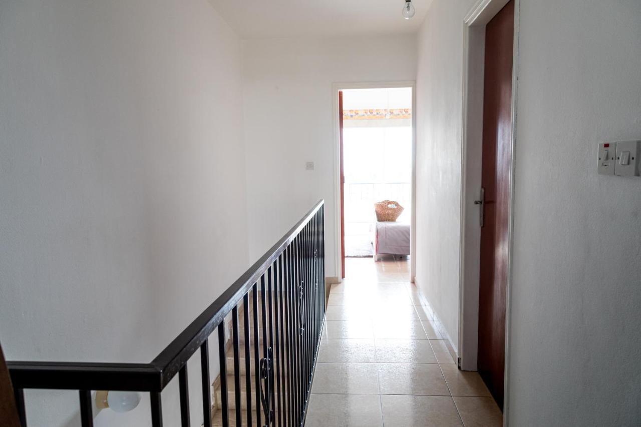 Вилла Nikoleta House Emba Экстерьер фото